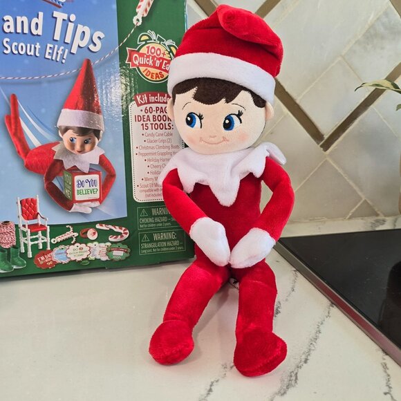 "Elves At Play" Kit With Scout Elf St. Bernard & Arctic Fox Plush elf on the she - Picture 5 of 9